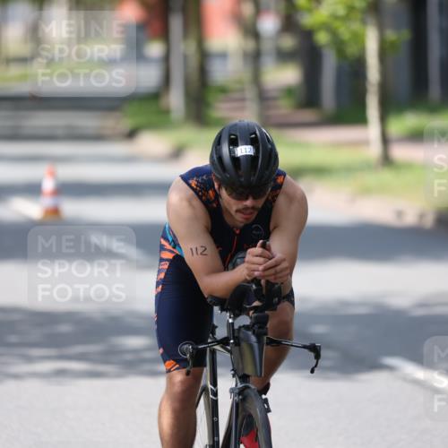 10.08.2025 - GEWOBA Citytriathlon Bremen Yannick Fuchs http://msf.ph/oto/8550505 10.08.2025 14:13:42 Radfahren 14, 44, 112 meine-sportfotos.de