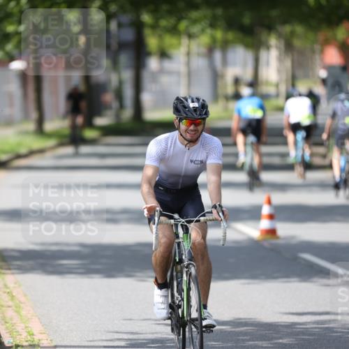 10.08.2025 - GEWOBA Citytriathlon Bremen Yannick Fuchs http://msf.ph/oto/8550793 10.08.2025 14:15:23 Radfahren 15, 45, 54, 55, 76, 88, 97, 108, 123 meine-sportfotos.de