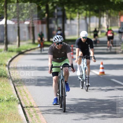 10.08.2025 - GEWOBA Citytriathlon Bremen Yannick Fuchs http://msf.ph/oto/8550824 10.08.2025 14:15:35 Radfahren 54, 72, 74, 97, 98, 118, 123, 187 meine-sportfotos.de