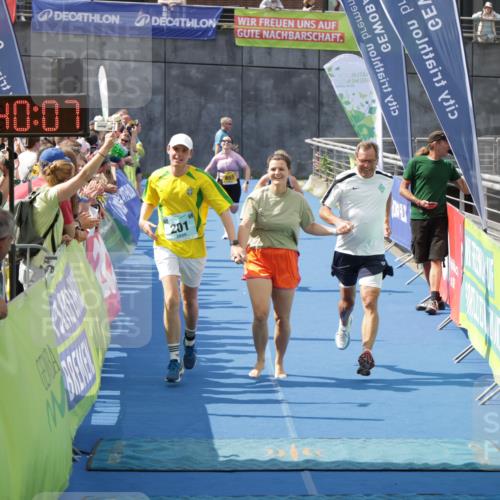 10.08.2025 - GEWOBA Citytriathlon Bremen H.Heesch http://msf.ph/oto/8551234 10.08.2025 11:43:48 Ziel 201, 455, 475 meine-sportfotos.de