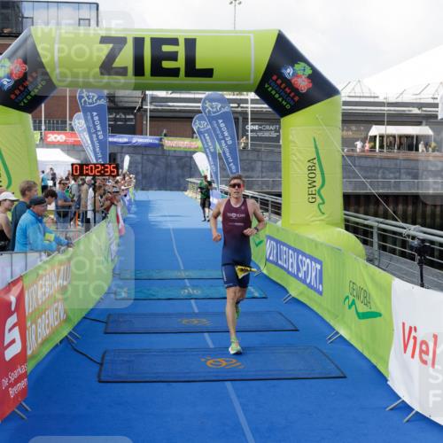 10.08.2025 - GEWOBA Citytriathlon Bremen H.Heesch http://msf.ph/oto/8551952 10.08.2025 11:06:16 Ziel 391 meine-sportfotos.de