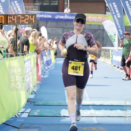 10.08.2025 - GEWOBA Citytriathlon Bremen H.Heesch http://msf.ph/oto/8552051 10.08.2025 11:51:06 Ziel 481 meine-sportfotos.de