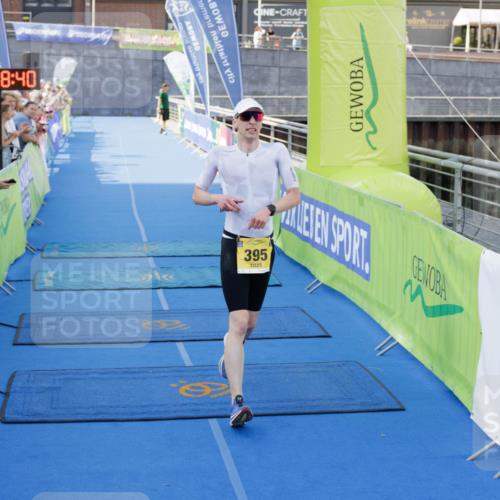 10.08.2025 - GEWOBA Citytriathlon Bremen H.Heesch http://msf.ph/oto/8552088 10.08.2025 11:12:21 Ziel 395 meine-sportfotos.de