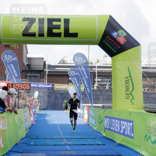 10.08.2025 - GEWOBA Citytriathlon Bremen H.Heesch http://msf.ph/oto/8552105 10.08.2025 11:12:47 Ziel 368 meine-sportfotos.de