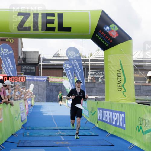10.08.2025 - GEWOBA Citytriathlon Bremen H.Heesch http://msf.ph/oto/8552152 10.08.2025 11:12:49 Ziel 368 meine-sportfotos.de