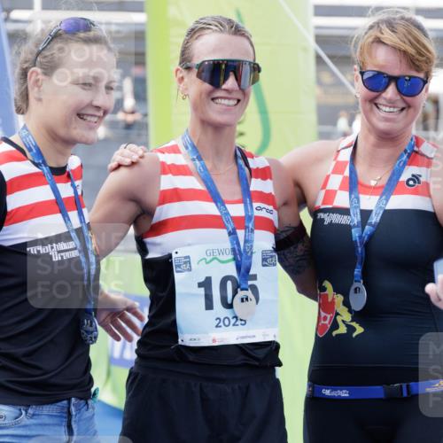 10.08.2025 - GEWOBA Citytriathlon Bremen H.Heesch http://msf.ph/oto/8552397 10.08.2025 11:21:05 Ziel  meine-sportfotos.de