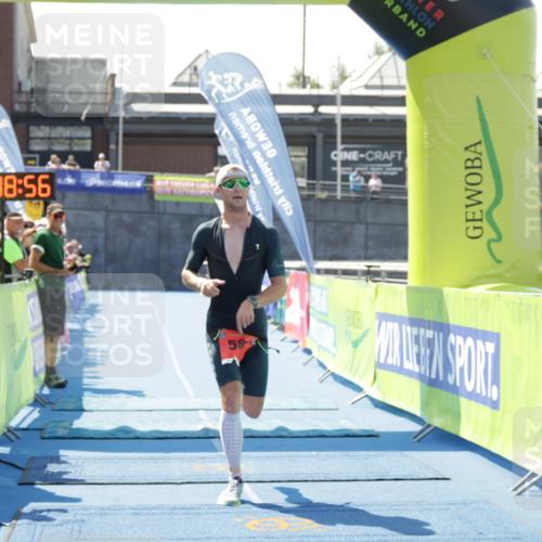 10.08.2025 - GEWOBA Citytriathlon Bremen H.Heesch http://msf.ph/oto/8552895 10.08.2025 13:39:00 Ziel 585 meine-sportfotos.de