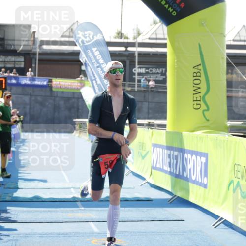 10.08.2025 - GEWOBA Citytriathlon Bremen H.Heesch http://msf.ph/oto/8552896 10.08.2025 13:39:00 Ziel 585 meine-sportfotos.de