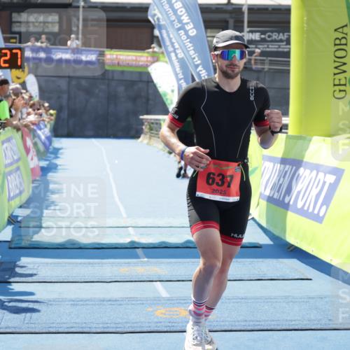 10.08.2025 - GEWOBA Citytriathlon Bremen H.Heesch http://msf.ph/oto/8552909 10.08.2025 13:40:31 Ziel 637 meine-sportfotos.de