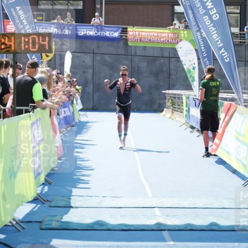 10.08.2025 - GEWOBA Citytriathlon Bremen H.Heesch http://msf.ph/oto/8552914 10.08.2025 13:41:07 Ziel 841 meine-sportfotos.de