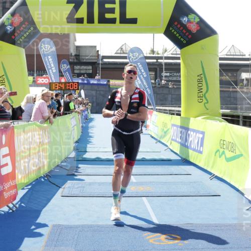10.08.2025 - GEWOBA Citytriathlon Bremen H.Heesch http://msf.ph/oto/8552924 10.08.2025 13:41:12 Ziel 841 meine-sportfotos.de
