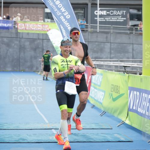 10.08.2025 - GEWOBA Citytriathlon Bremen H.Heesch http://msf.ph/oto/8552963 10.08.2025 13:50:04 Ziel 714, 880 meine-sportfotos.de