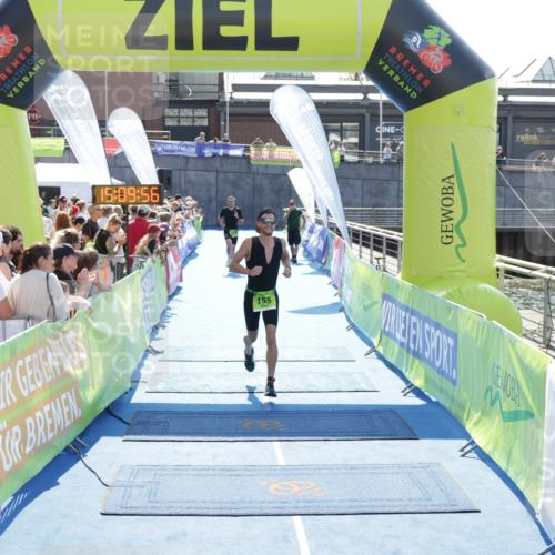 10.08.2025 - GEWOBA Citytriathlon Bremen H.Heesch http://msf.ph/oto/8553065 10.08.2025 15:10:00 Ziel 118, 155 meine-sportfotos.de