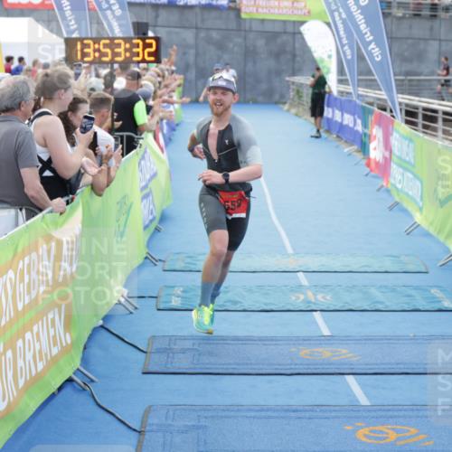 10.08.2025 - GEWOBA Citytriathlon Bremen H.Heesch http://msf.ph/oto/8553086 10.08.2025 13:53:35 Ziel 658, 690 meine-sportfotos.de