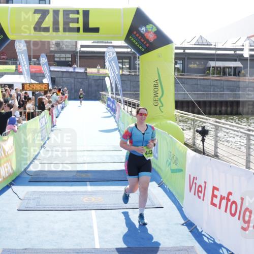 10.08.2025 - GEWOBA Citytriathlon Bremen H.Heesch http://msf.ph/oto/8553353 10.08.2025 15:44:53 Ziel 443 meine-sportfotos.de