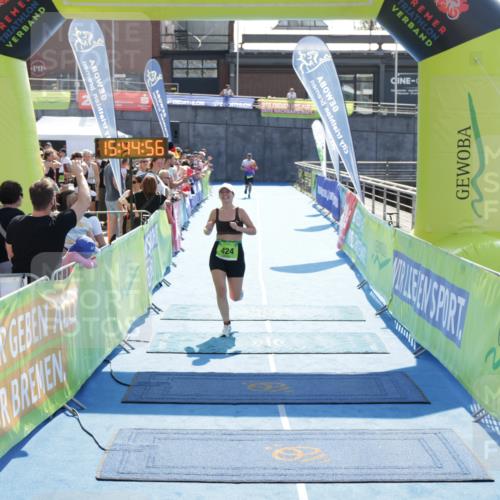 10.08.2025 - GEWOBA Citytriathlon Bremen H.Heesch http://msf.ph/oto/8553363 10.08.2025 15:45:00 Ziel 424 meine-sportfotos.de