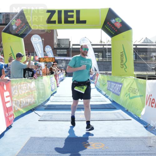 10.08.2025 - GEWOBA Citytriathlon Bremen H.Heesch http://msf.ph/oto/8553502 10.08.2025 15:46:27 Ziel 206, 341 meine-sportfotos.de