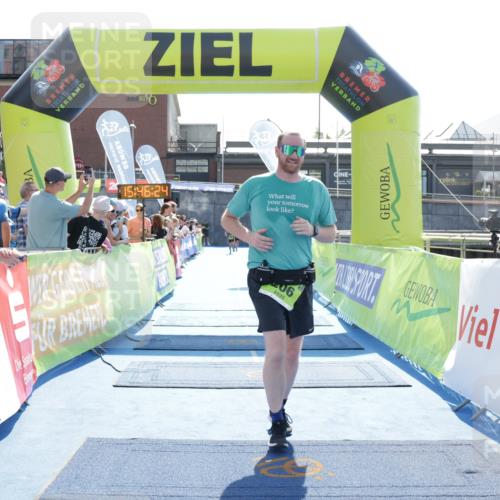 10.08.2025 - GEWOBA Citytriathlon Bremen H.Heesch http://msf.ph/oto/8553505 10.08.2025 15:46:28 Ziel 206, 341 meine-sportfotos.de