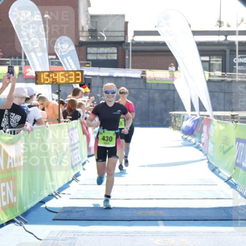 10.08.2025 - GEWOBA Citytriathlon Bremen H.Heesch http://msf.ph/oto/8553516 10.08.2025 15:46:37 Ziel 412, 430 meine-sportfotos.de