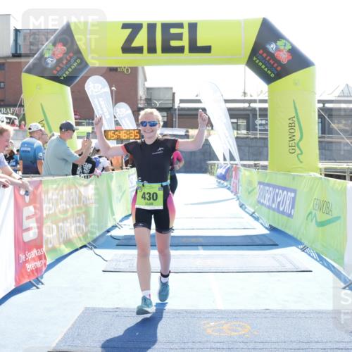 10.08.2025 - GEWOBA Citytriathlon Bremen H.Heesch http://msf.ph/oto/8553527 10.08.2025 15:46:39 Ziel 412, 430 meine-sportfotos.de
