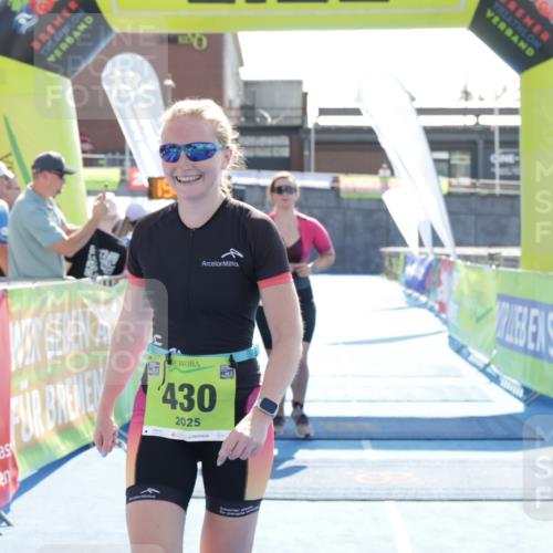 10.08.2025 - GEWOBA Citytriathlon Bremen H.Heesch http://msf.ph/oto/8553531 10.08.2025 15:46:39 Ziel 412, 430 meine-sportfotos.de