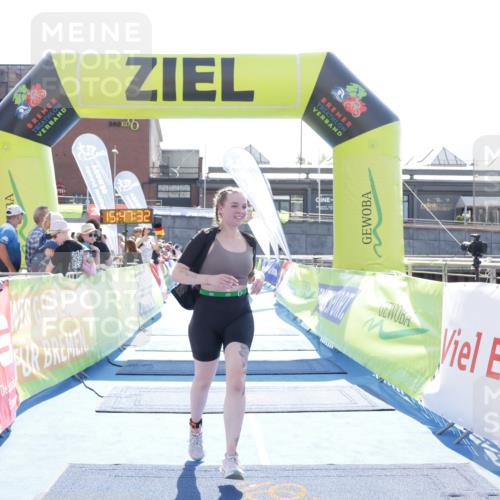 10.08.2025 - GEWOBA Citytriathlon Bremen H.Heesch http://msf.ph/oto/8553677 10.08.2025 15:47:36 Ziel 354 meine-sportfotos.de