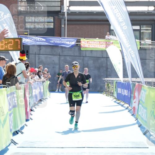 10.08.2025 - GEWOBA Citytriathlon Bremen H.Heesch http://msf.ph/oto/8553751 10.08.2025 15:48:32 Ziel  meine-sportfotos.de