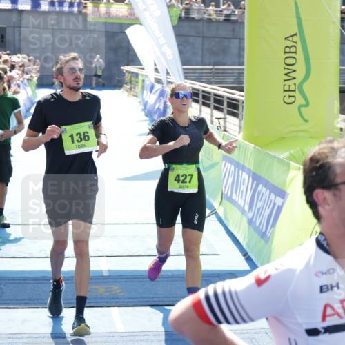10.08.2025 - GEWOBA Citytriathlon Bremen H.Heesch http://msf.ph/oto/8553785 10.08.2025 15:15:35 Ziel 46, 68, 136, 217, 229, 427 meine-sportfotos.de