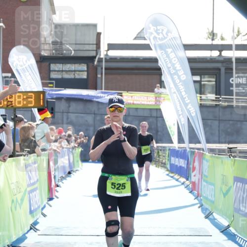 10.08.2025 - GEWOBA Citytriathlon Bremen H.Heesch http://msf.ph/oto/8553828 10.08.2025 15:48:35 Ziel 355 meine-sportfotos.de