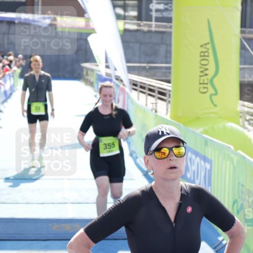 10.08.2025 - GEWOBA Citytriathlon Bremen H.Heesch http://msf.ph/oto/8553862 10.08.2025 15:48:39 Ziel 355 meine-sportfotos.de