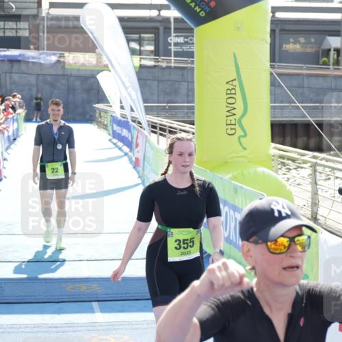 10.08.2025 - GEWOBA Citytriathlon Bremen H.Heesch http://msf.ph/oto/8553902 10.08.2025 15:48:41 Ziel 355 meine-sportfotos.de