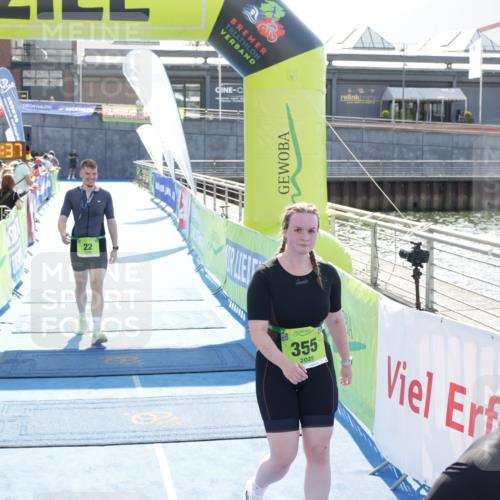 10.08.2025 - GEWOBA Citytriathlon Bremen H.Heesch http://msf.ph/oto/8553916 10.08.2025 15:48:42 Ziel 355 meine-sportfotos.de