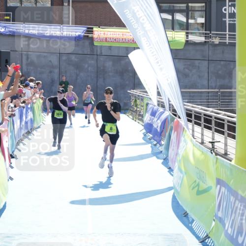 10.08.2025 - GEWOBA Citytriathlon Bremen H.Heesch http://msf.ph/oto/8553953 10.08.2025 15:49:24 Ziel 364 meine-sportfotos.de