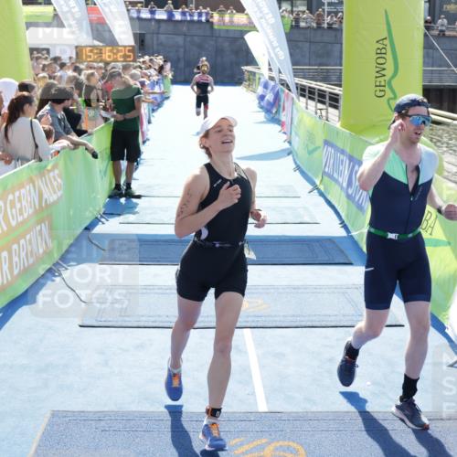 10.08.2025 - GEWOBA Citytriathlon Bremen H.Heesch http://msf.ph/oto/8553980 10.08.2025 15:16:29 Ziel 93, 191, 488 meine-sportfotos.de