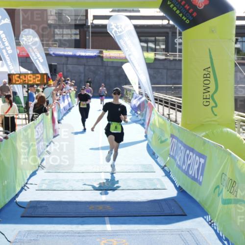 10.08.2025 - GEWOBA Citytriathlon Bremen H.Heesch http://msf.ph/oto/8553990 10.08.2025 15:49:26 Ziel 6, 364, 476, 477 meine-sportfotos.de