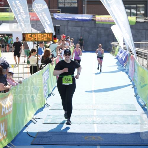 10.08.2025 - GEWOBA Citytriathlon Bremen H.Heesch http://msf.ph/oto/8554043 10.08.2025 15:49:28 Ziel 6, 364, 476, 477 meine-sportfotos.de