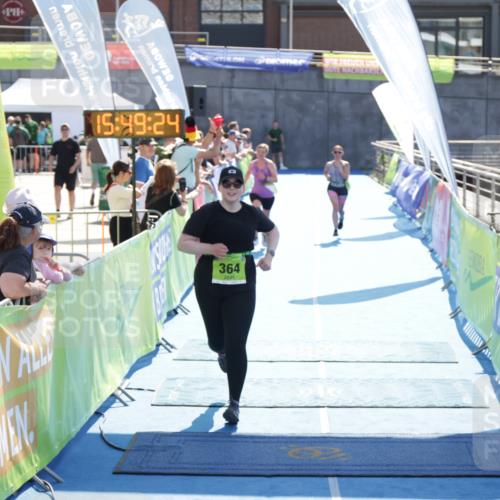 10.08.2025 - GEWOBA Citytriathlon Bremen H.Heesch http://msf.ph/oto/8554046 10.08.2025 15:49:28 Ziel 6, 364, 476, 477 meine-sportfotos.de