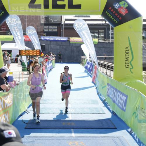 10.08.2025 - GEWOBA Citytriathlon Bremen H.Heesch http://msf.ph/oto/8554105 10.08.2025 15:49:32 Ziel 6, 364, 476, 477 meine-sportfotos.de