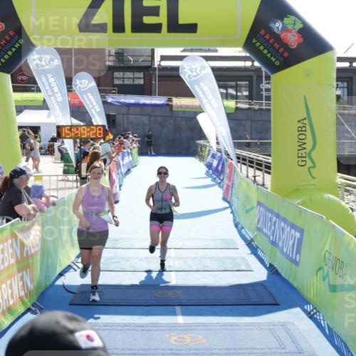 10.08.2025 - GEWOBA Citytriathlon Bremen H.Heesch http://msf.ph/oto/8554110 10.08.2025 15:49:32 Ziel 6, 364, 476, 477 meine-sportfotos.de
