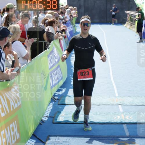 10.08.2025 - GEWOBA Citytriathlon Bremen H.Heesch http://msf.ph/oto/8554135 10.08.2025 14:06:42 Ziel 823 meine-sportfotos.de