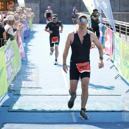 10.08.2025 - GEWOBA Citytriathlon Bremen H.Heesch http://msf.ph/oto/8554198 10.08.2025 14:07:15 Ziel 606, 677, 727, 812, 837, 867 meine-sportfotos.de