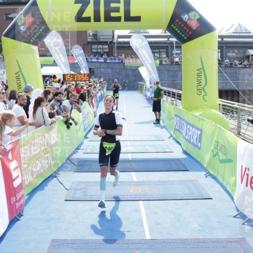 10.08.2025 - GEWOBA Citytriathlon Bremen H.Heesch http://msf.ph/oto/8554235 10.08.2025 15:18:00 Ziel 235, 446 meine-sportfotos.de