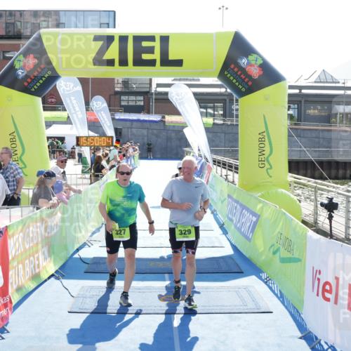 10.08.2025 - GEWOBA Citytriathlon Bremen H.Heesch http://msf.ph/oto/8554347 10.08.2025 15:50:08 Ziel 327, 329, 340, 528 meine-sportfotos.de