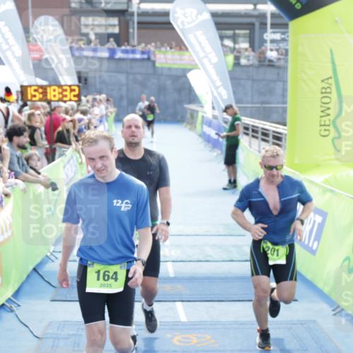10.08.2025 - GEWOBA Citytriathlon Bremen H.Heesch http://msf.ph/oto/8554363 10.08.2025 15:18:36 Ziel 121, 129, 164, 201 meine-sportfotos.de