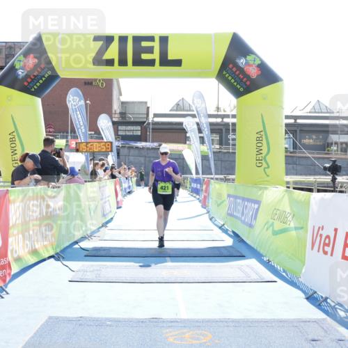 10.08.2025 - GEWOBA Citytriathlon Bremen H.Heesch http://msf.ph/oto/8554460 10.08.2025 15:51:03 Ziel 140, 419, 421 meine-sportfotos.de