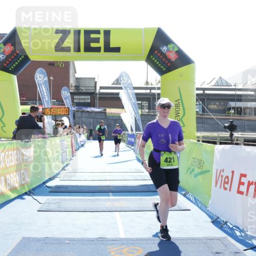 10.08.2025 - GEWOBA Citytriathlon Bremen H.Heesch http://msf.ph/oto/8554496 10.08.2025 15:51:04 Ziel 140, 419, 421 meine-sportfotos.de