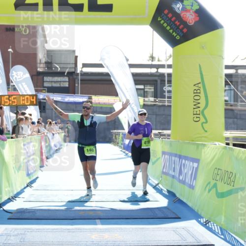 10.08.2025 - GEWOBA Citytriathlon Bremen H.Heesch http://msf.ph/oto/8554549 10.08.2025 15:51:08 Ziel 140, 419, 421 meine-sportfotos.de
