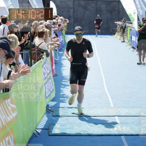 10.08.2025 - GEWOBA Citytriathlon Bremen H.Heesch http://msf.ph/oto/8554605 10.08.2025 14:10:24 Ziel 682, 753 meine-sportfotos.de