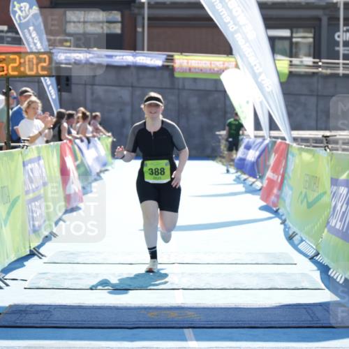10.08.2025 - GEWOBA Citytriathlon Bremen H.Heesch http://msf.ph/oto/8554607 10.08.2025 15:52:06 Ziel 388 meine-sportfotos.de