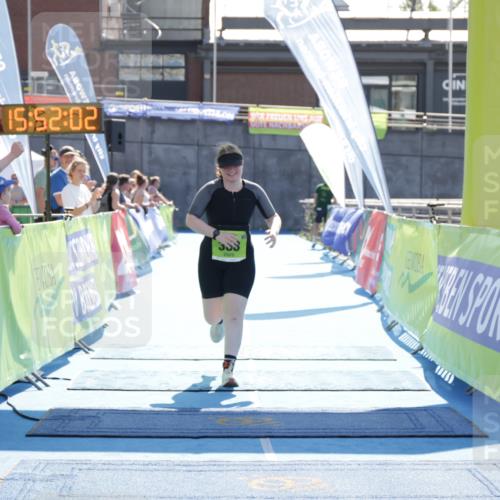 10.08.2025 - GEWOBA Citytriathlon Bremen H.Heesch http://msf.ph/oto/8554619 10.08.2025 15:52:06 Ziel 388 meine-sportfotos.de